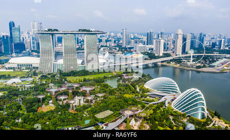 Giardini dalla baia di Marina Bay Sands Resort, Singapore Foto Stock