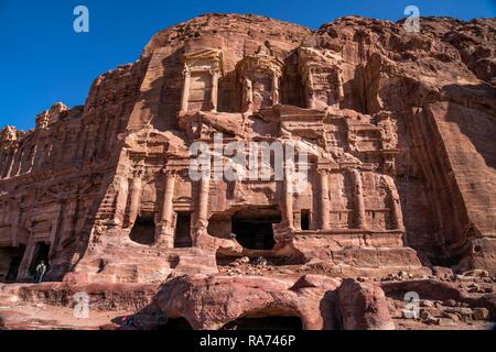 Tomba corinzie, tombe del royal parete, Petra, Giordania Foto Stock