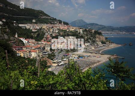 Vietri sul Mare, Cetara presso la costa di Amalfi, Campania, Italia, Europa Foto Stock