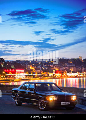 Viaggio coast to coast in Ex George Harrison 1984 Mercedes Benz 500 SEL AMG Foto Stock