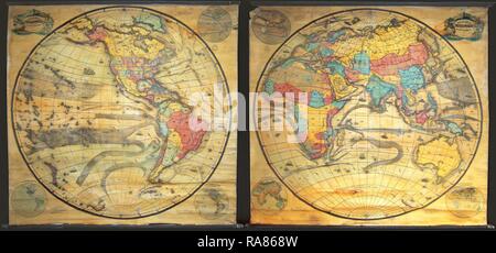 1858, Set di due parete Pelton mappe, Emisfero Occidentale e Emisfero Orientale. Reinventato da Gibon. Arte Classica con un reinventato Foto Stock