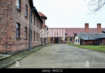 OSWIECIM, Polonia - 07 dicembre 2018: Auschwitz mi museo commemorativo di Holocaust. Auschwitz I è il campo principale del campo di lavoro e sterminio nazista Foto Stock