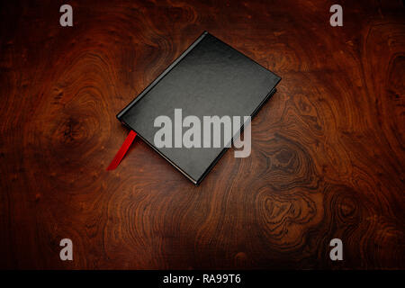 Ben legato hard cover libri, libri o riviste Foto Stock