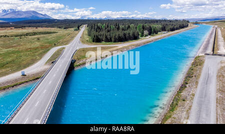 Ohau una Hydroelectri canali a Twizel, Aoraki, Mount Cook, Nuova Zelanda, Sud Isola, NZ Foto Stock