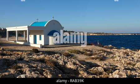 Agio Anargyroi Kapelle am Kap Greco auf Zypern Foto Stock
