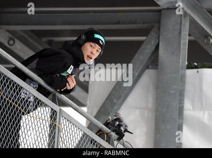 Innsbruck, Austria. 03 gen 2019. Sci nordico/ski jumping World Cup, torneo delle quattro colline, grandi colline, uomini, qualifica. Ryoyu Kobayashi dal Giappone prima del salto di formazione. Credito: Daniel Karmann/dpa/Alamy Live News Foto Stock