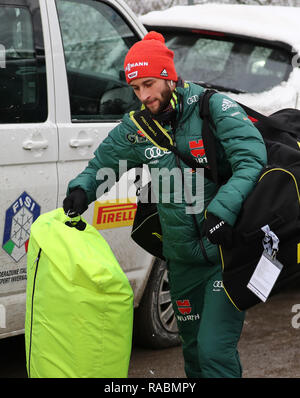 Innsbruck, Austria. 03 gen 2019. Sci nordico/ski jumping World Cup, torneo delle quattro colline, grandi colline, uomini, qualifica. Markus Eisenbichler dalla Germania proviene per il salto con gli sci. Credito: Daniel Karmann/dpa/Alamy Live News Foto Stock