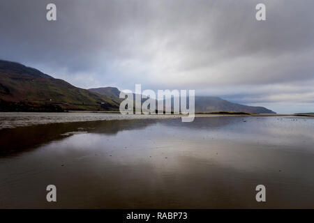 Marghera, County Donegal, Irlanda. Il 3° gennaio 2019. Guardando verso la montagna Slievetooey o Sliabh Tuaidh in lingua irlandese che sorge a 510 metri sopra il livello del mare e spesso viene rabboccato con la nebbia, mare di nebbia o nuvole basse. Credito: Richard Wayman/Alamy Live News Foto Stock
