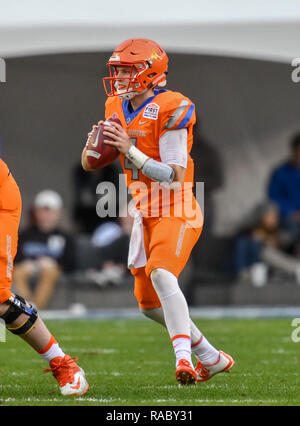 Dallas, TX, Stati Uniti d'America. Il 26 dicembre, 2018. Boise State quarterback, Brett Rypien (4) in azione a NCAA Football primi responder Bowl gioco tra il Boise State Broncos e il Boston College Eagles al Cotton Bowl di Dallas, TX. (Assoluta fotografo completo & Company Credit: Joe Calomeni/MarinMedia.org/Cal Sport Media) Credito: csm/Alamy Live News Foto Stock