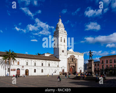 Chiesa di San Domingo, Plaza de Santo Domingo, Centro Storico, Patrimonio Mondiale dell Unesco, Quito Pichincha Provincia, Ecuador, Sud America Foto Stock