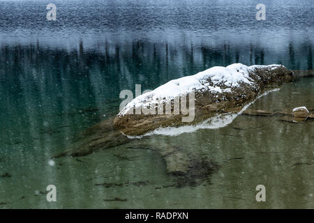 Il lago in Svizzera Laax Foto Stock