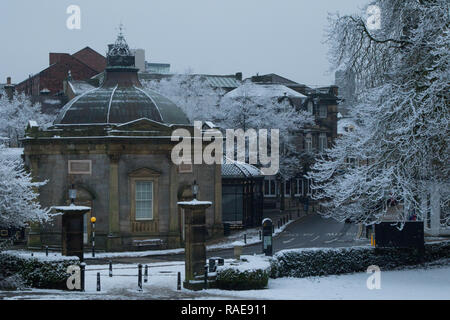 Royal Pump Room Museum in un giorno di enoteca a Harrogate, North Yorkshire, Inghilterra, Regno Unito. Foto Stock