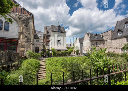 Proprietà in tour (mid-west Francia): vecchia proprietà nell'hypercenter, nel settore di 'Place Plumerau' square, all'angolo della strada 'rue B Foto Stock