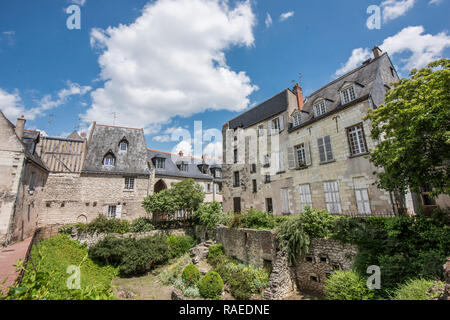 Proprietà in tour (mid-west Francia): vecchia proprietà nell'hypercenter, nel settore di 'Place Plumerau' square, all'angolo della strada 'rue B Foto Stock