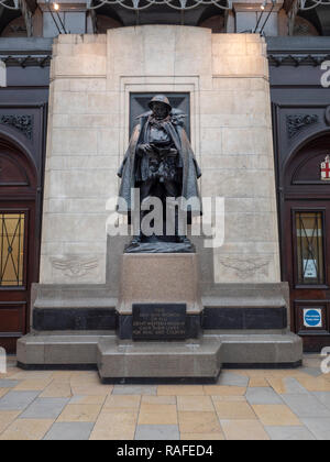 GWR memorial sulla piattaforma 1 in corrispondenza della stazione ferroviaria di Paddington, Paddington, Londra, Inghilterra, Regno Unito. Foto Stock