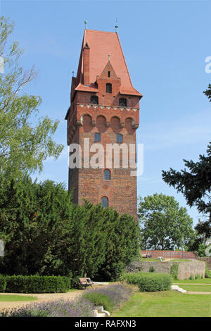Il mantenere o della torre di vedetta in Tangermuende, Germania Foto Stock