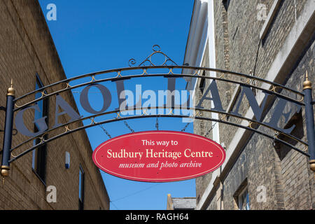Carcere Lane & Sudbury Heritage Centre segno, obiettivo Lane, Sudbury, Suffolk, Inghilterra, Regno Unito Foto Stock