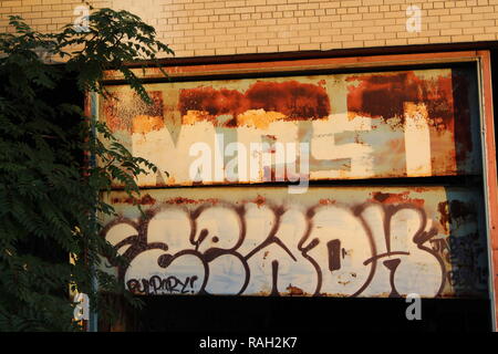 Detroit Urban Graffiti Arte Throw-Up pezzo! Foto Stock