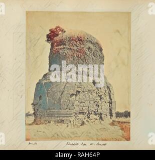 Benares, antica torre buddista a Sarnath, Samuel Bourne (inglese, 1834 - 1912), SÄrnÄth, Uttar Pradesh, India reinventato Foto Stock