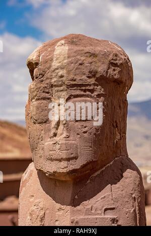 Monolito in Tempio Kalsasaya, Tihuanaku, Tiawanacu, Tiahuanaco, Sito Patrimonio Mondiale dell'UNESCO, Provincia Ingavi, La Paz, Bolivia Foto Stock