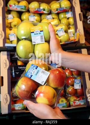 Mele, food hall, supermercato Foto Stock