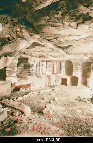 Transgiordania. Petra. Una tomba esterno. (Mostra venature tipiche nella roccia). 1898, Giordania, Petra (città estinto reinventato Foto Stock