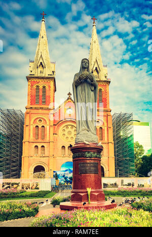 La cattedrale di Notre Dame Basilica di SAIGON in Ho Chi Minh City, Vietnam Foto Stock