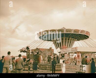 Tel Aviv. Fiera del Levante. Il Luna park. 1920, Israele, Tel Aviv. Reinventato da Gibon. Arte Classica con un moderno reinventato Foto Stock