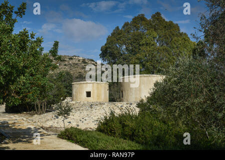 Copiare la ricostruzione, Età della Pietra sito dello scavo Chirokitia, Cipro, Nachbau Rekonstruktion, Steinzeitliche Ausgrabungsstaette Chirokitia, Zypern Foto Stock