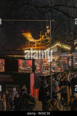 Edinburgh 2018 mercatini di Natale e fiera è una popolare attrazione nella corsa al Natale Foto Stock