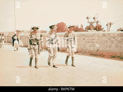 Haifa, risultato di atti terroristici e le misure del governo. H.M.S. Due marines con una polizia britannica il pattugliamento reinventato Foto Stock