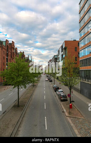 Strada nel Hafencity Hamburg Foto Stock