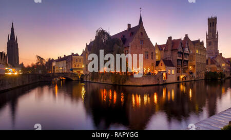 Rozenhoedkaai (Quay del Rosario) Bruges, Fiandre, in Belgio Foto Stock