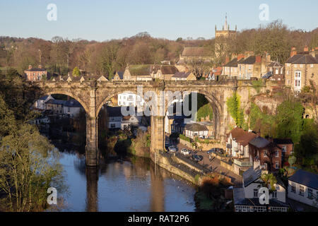 Knaresborough viadotto ferroviario ponte sopra il fiume Nidd, North Yorkshire, Inghilterra, Regno Unito Foto Stock