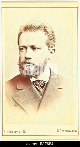 Peter Ilich Tchaikovsky, testa e spalle ritratto, rivolto leggermente verso sinistra, c. Xix secolo. La Russia. Reinventato Foto Stock