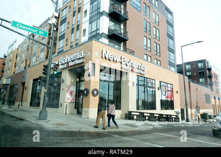 Nuovo Bohemia Wurst + ristorante Bierhaus situato nel centro cittadino di West 7th Street vicino a sette angoli. St Paul Minnesota MN USA Foto Stock