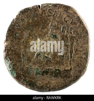 Antico bronzo romano sertertius medaglia dell'Imperatore Severo Alessandro. La retromarcia. Foto Stock