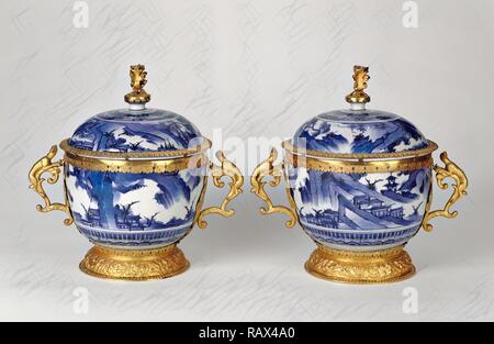 Coppia di lidded bocce, monta attribuito a Wolfgang Howzer, Svizzero, attivo 1660 - circa 1688, Arita, Giappone, Asia reinventato Foto Stock