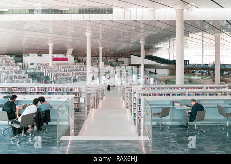 Nuovo Qatar National Library nella città di istruzione, Doha, Qatar. Architetto, Rem Koolhaas. Foto Stock