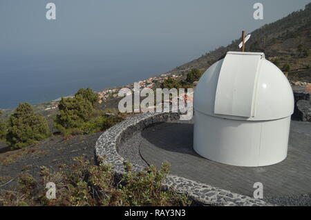 Osservatorio astrologico sulla sommità del San Antonio vulcano sull'isola di La Palma nelle Isole Canarie. Viaggi, Natura, vacanze, Geologia. 8 luglio Foto Stock