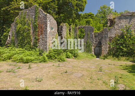 Candleston rovine del Castello (XIV secolo), Merthyr Mawr, Bridgend, South Wales, Regno Unito Foto Stock