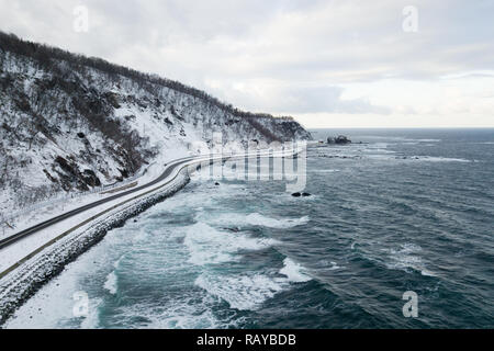 La penisola di Shiretoko road trip lungo la costa Foto Stock