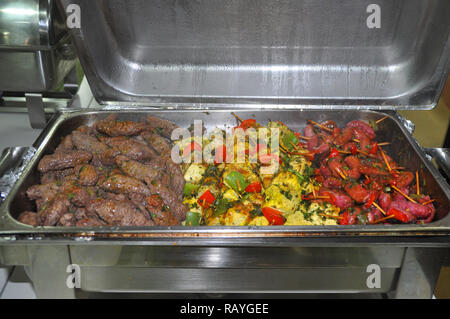 La barbecue buffet per il matrimonio e tutte le parti Foto Stock