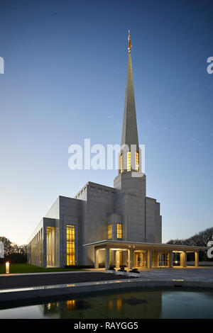 Landmark Preston Inghilterra Tempio 52nd tempio operativo della Chiesa di Gesù Cristo dei Santi degli Ultimi Giorni Chiesa LDS a Chorley , lancashire Foto Stock