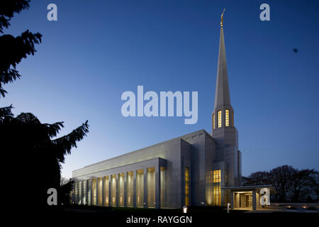 Landmark Preston Inghilterra Tempio 52nd tempio operativo della Chiesa di Gesù Cristo dei Santi degli Ultimi Giorni Chiesa LDS a Chorley , lancashire Foto Stock