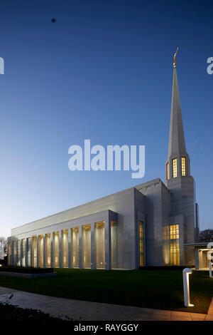 Landmark Preston Inghilterra Tempio 52nd tempio operativo della Chiesa di Gesù Cristo dei Santi degli Ultimi Giorni Chiesa LDS a Chorley , lancashire Foto Stock