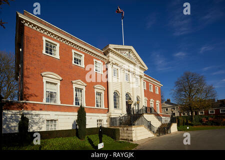 Ex casa stile palladiano Warrington Town Hall, Cheshire, Inghilterra originariamente chiamato Bank Hall grado che ho elencato la costruzione dell'architetto James Gibbs Foto Stock