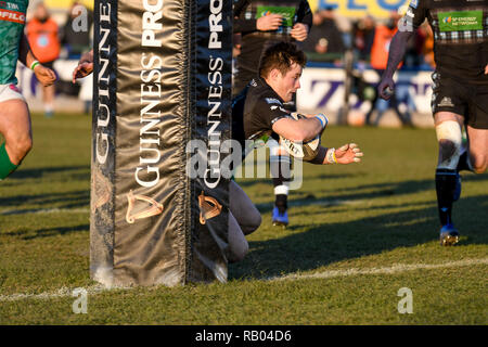 Treviso, Italia. 05 Jan 2019. Obiettivo di George Horne durante la partita di rugby del tredicesimo round del Guinness PRO14, tra Benetton Rugby Vs Glasgow Warriors, Treviso 05 gennaio 2019 Credit: Indipendente Agenzia fotografica/Alamy Live News Foto Stock