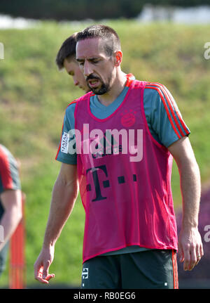 Doha in Qatar. 06 gen 2019. Calcio: Bundesliga. Franck Ribery sorge sul terreno di formazione durante una sessione di formazione del suo club al mattino. FC Bayern rimarrà nel deserto città fino al 10.01.2019 per il loro campo di addestramento. Credito: Pietro Kneffel/dpa/Alamy Live News Foto Stock