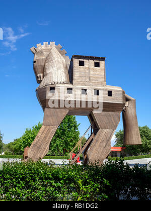 Canakkale, Turchia - 06 Maggio 2017: attrazione Landmark Cavallo di Troia esposti in troy antica città portuale Canakkale - Turchia. Foto Stock